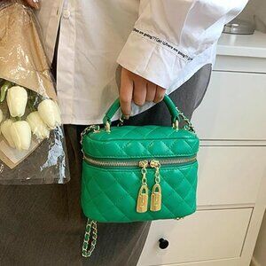 Vintage women's evening bag 7.1"x3.1"x5.1"